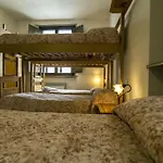 Hostel Di Il Camoscio *