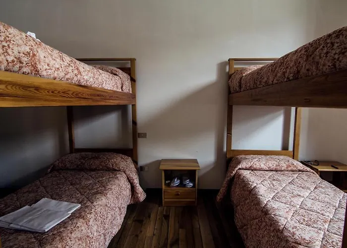 Di Il Camoscio Hostel Rovere (Abruzzo)